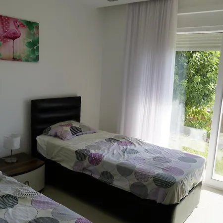 Carlijn Met Prive-zwembad, Veel Privacy En Panoramisch Uitzicht Op Zee, Op Luxe *