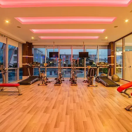 Carlijn Met Prive-zwembad, Veel Privacy En Panoramisch Uitzicht Op Zee, Op Luxe Alanya