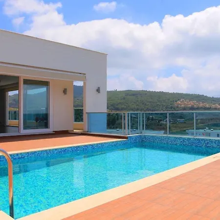 Carlijn Met Prive-zwembad, Veel Privacy En Panoramisch Uitzicht Op Zee, Op Luxe Villa *