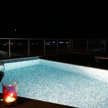 Carlijn Met Prive-zwembad, Veel Privacy En Panoramisch Uitzicht Op Zee, Op Luxe Villa Alanya