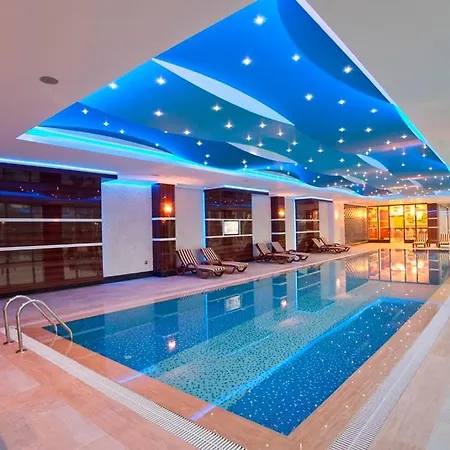 Carlijn Met Prive-zwembad, Veel Privacy En Panoramisch Uitzicht Op Zee, Op Luxe Alanya